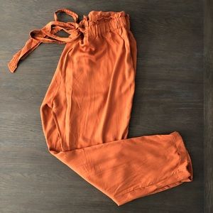 👩🏼‍🦰Know One Cares Ankle Length Pants in Rust